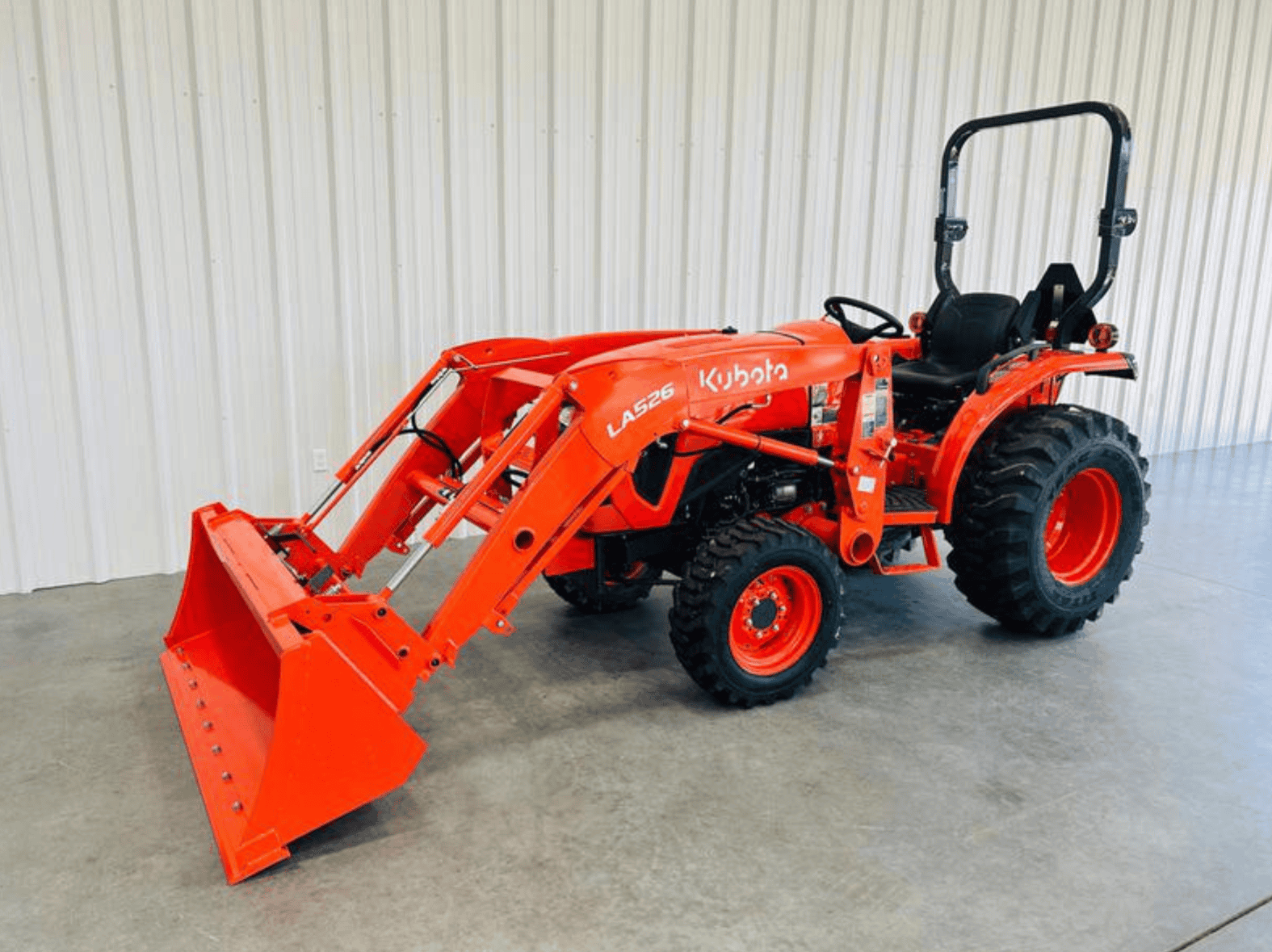 Best small farm tractor